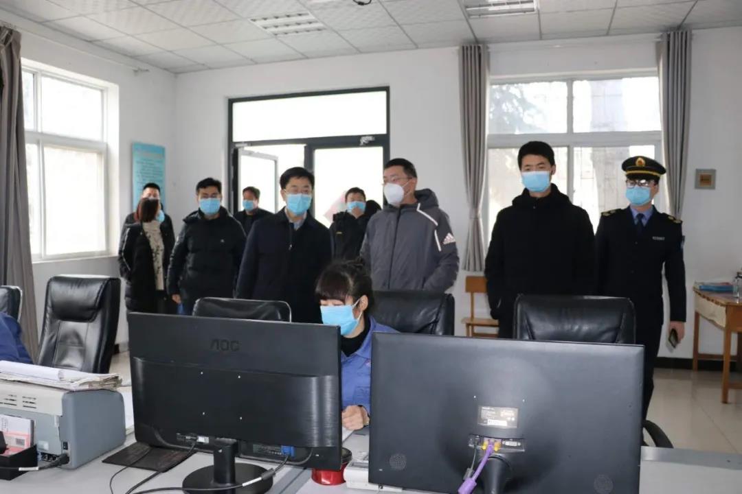 市,國資委,、,衛(wèi)健,委,領(lǐng)導(dǎo),到,公司,檢查,2月, . 市國資委、市衛(wèi)健委領(lǐng)導(dǎo)到公司檢查指導(dǎo)防疫工作